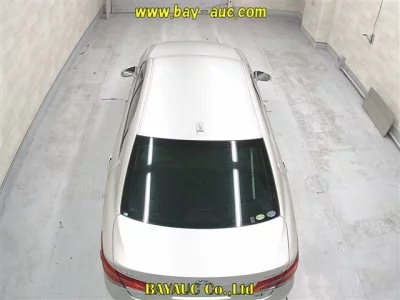 TOYOTA CROWN MAJESTA