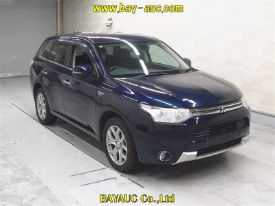 MITSUBISHI OUTLANDER PHEV