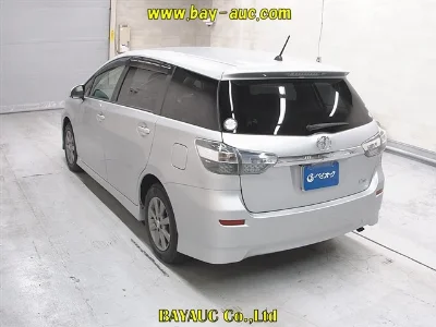 TOYOTA WISH
