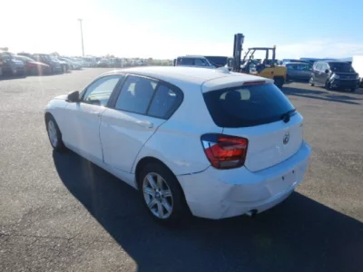 BMW 1 SERIES