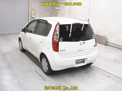 MITSUBISHI COLT
