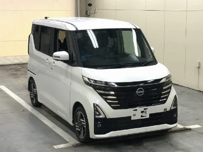 NISSAN ROOX