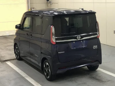 NISSAN ROOX