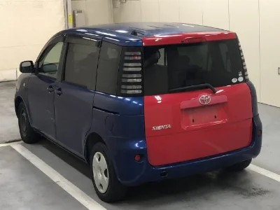 TOYOTA SIENTA