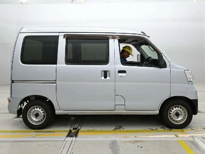 DAIHATSU HIJET VAN
