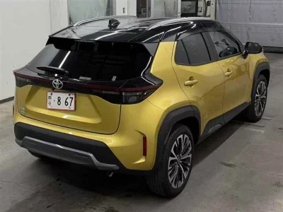 TOYOTA YARIS CROSS