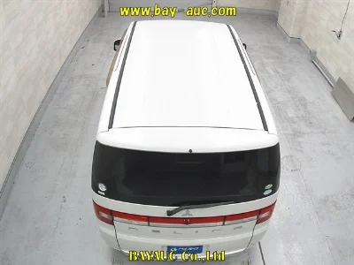 MITSUBISHI DELICA D5