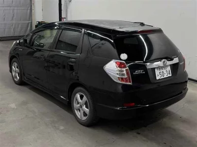 HONDA FIT SHUTTLE
