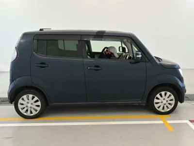SUZUKI MRWAGON