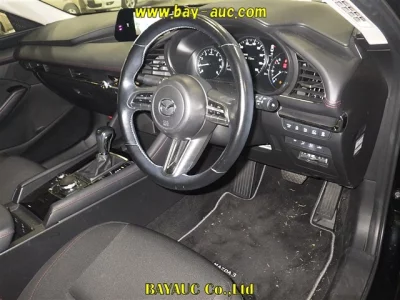 MAZDA MAZDA3