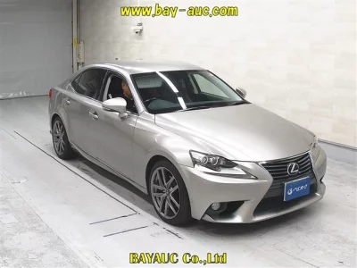 LEXUS IS