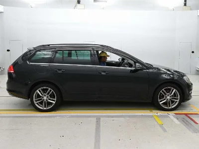 VOLKSWAGEN GOLF VARIANT