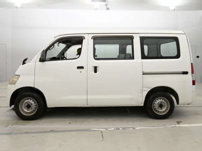 TOYOTA TOWN ACE VAN