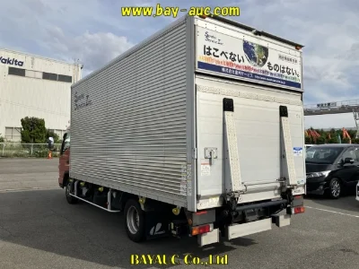 MITSUBISHI CANTER
