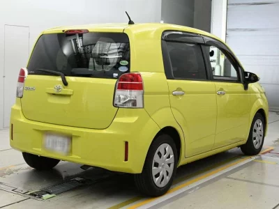 TOYOTA SPADE
