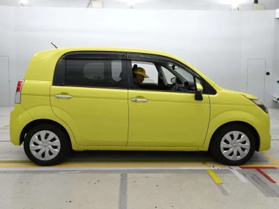 TOYOTA SPADE