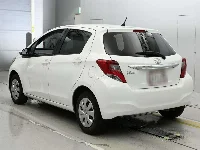 Цена авто Toyota Vitz с аукционов Японии, номер кузова KSP130, пробег 130 000, оценка 2