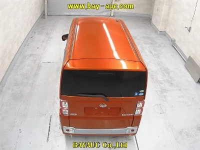 DAIHATSU WAKE