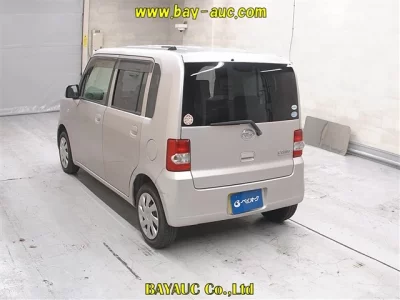 DAIHATSU MOVE CONTE