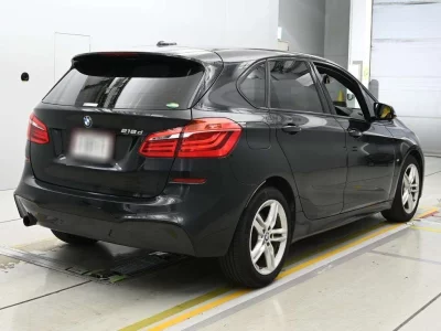 BMW 2 SERIES