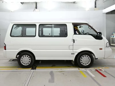MAZDA BONGO VAN