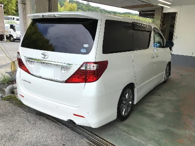 TOYOTA ALPHARD
