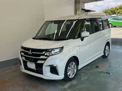 MITSUBISHI DELICA D2