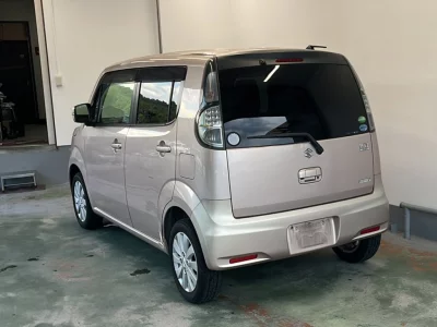 SUZUKI MRWAGON