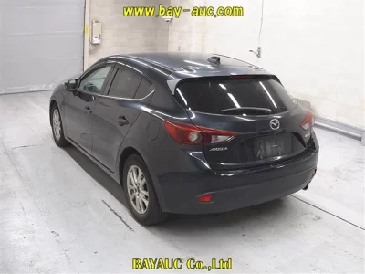 MAZDA AXELA