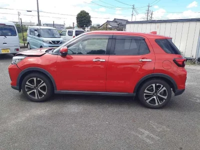 DAIHATSU ROCKY