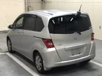 Цена авто Honda Freed с аукционов Японии, номер кузова GB3, пробег 198 000, оценка 2