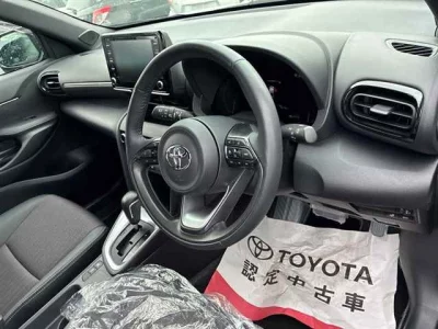 TOYOTA YARIS CROSS