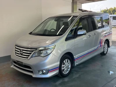 NISSAN SERENA