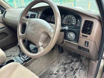 TOYOTA HILUX SURF