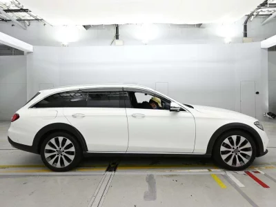 MERCEDES BENZ E-CLASS ALL-TERRAIN