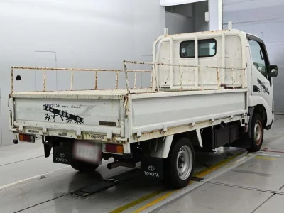 TOYOTA DYNA