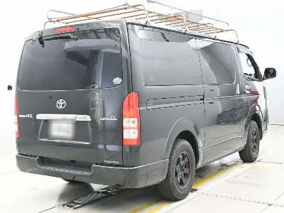 TOYOTA REGIUS VAN