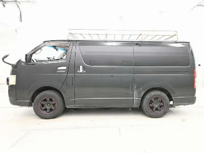 TOYOTA REGIUS VAN