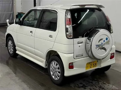 DAIHATSU TERIOS KID
