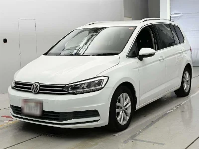 VOLKSWAGEN GOLF TOURAN