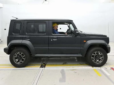 SUZUKI JIMNY NOMADE