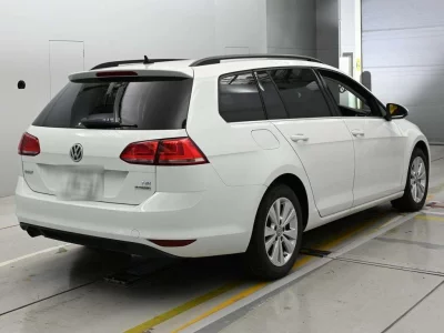 VOLKSWAGEN GOLF VARIANT