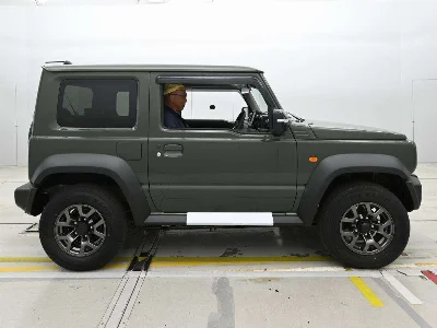 SUZUKI JIMNY SIERRA