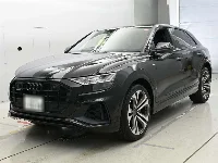 Цена авто Audi Q8 с аукционов Японии, номер кузова F1DCBA, пробег 26 000, оценка 3