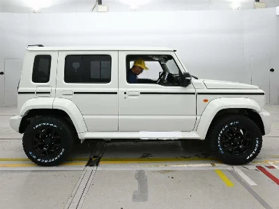 SUZUKI JIMNY NOMADE