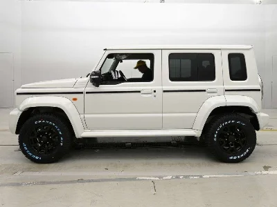 SUZUKI JIMNY NOMADE