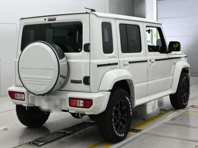 SUZUKI JIMNY NOMADE