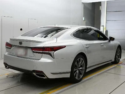 LEXUS LS