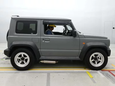 SUZUKI JIMNY SIERRA