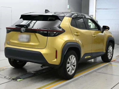 TOYOTA YARIS CROSS